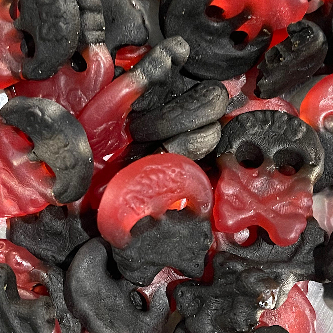 BUBS Mini Licorice and Raspberry Skulls