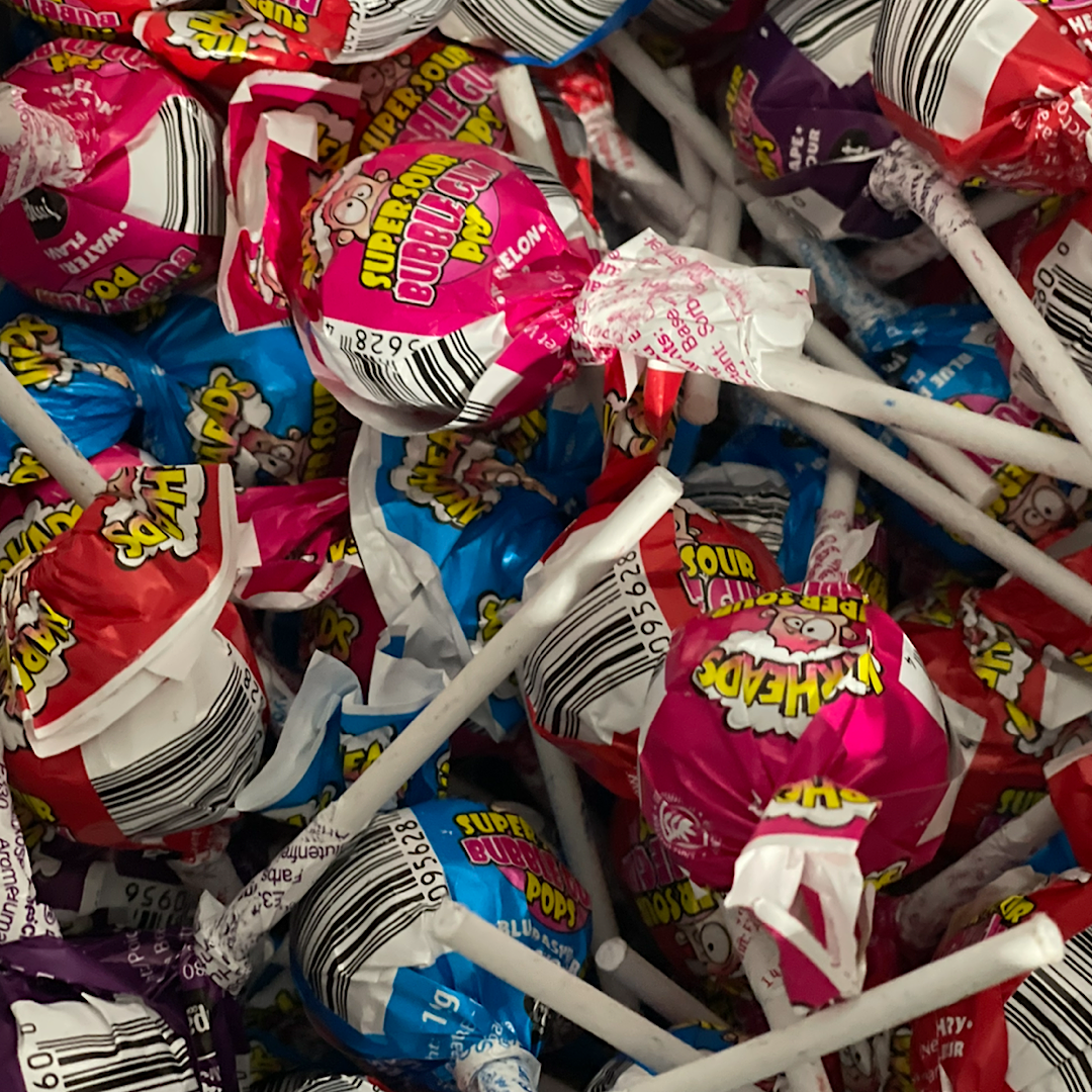 Warhead Super Sour BubbleGum Pops
