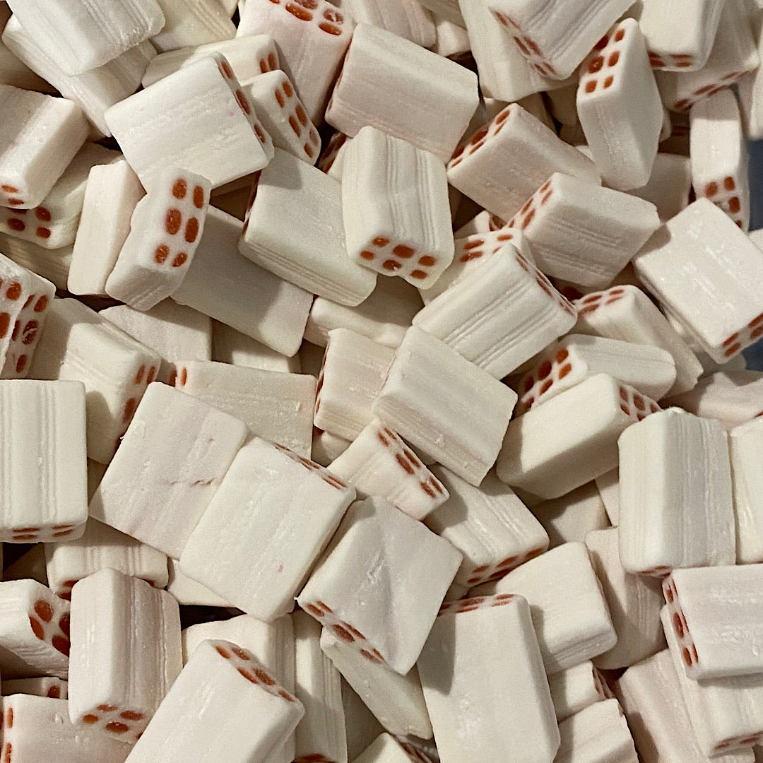 White Bricks - Cream & Strawberry